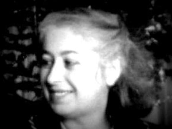 Зуева (урожд. Сизинина) Инна