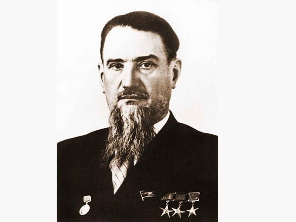 Курчатов Игорь Васильевич