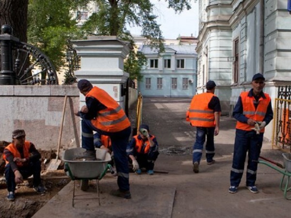 Москвичей беспокоят мигрантские анклавы