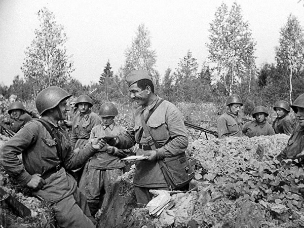 Бесмертный полк: песни военных лет - В.Высоцкий - Полчаса до атаки