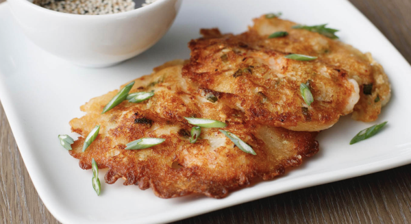 КОРЕЙСКИЕ БЛИНЫ С КРЕВЕТКАМИ И КИМЧИ